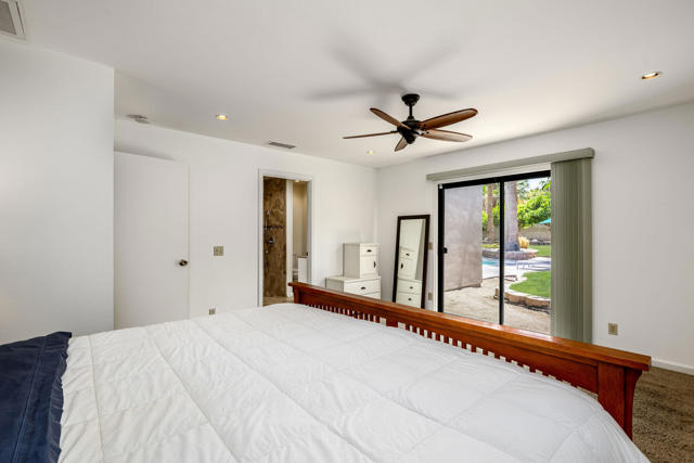 74619 Fairway Drive, Palm Desert CA: https://media.crmls.org/mediaz/1b88ec10-9d42-4f77-9a00-0a90f2dccc63.jpg