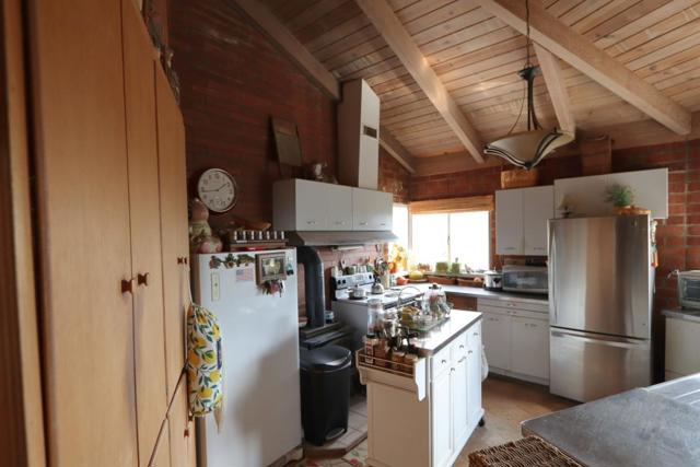 211 Smith Road, Watsonville CA: https://media.crmls.org/mediaz/1b898c9f-d0ab-429c-a50b-b67b0f01d241.jpg