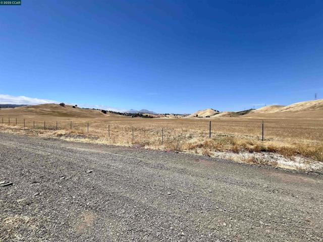 0 Briones Valley Rd, Brentwood (CC) CA: https://media.crmls.org/mediaz/1b8a8afc-3b8d-4a34-826e-b5618c287e69.jpg