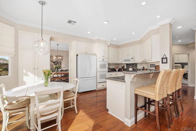 Detail Gallery Image 16 of 43 For 6707 Blue Point Dr, Carlsbad,  CA 92011 - 5 Beds | 3 Baths