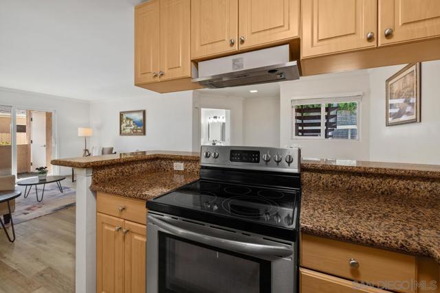 10076 Maya Linda Road, San Diego CA: https://media.crmls.org/mediaz/1b8af33b-22d3-4752-b018-623a5e60fa44.jpg