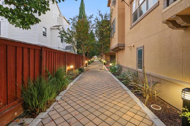 338 Santa Diana Terrace, Sunnyvale CA: https://media.crmls.org/mediaz/1b8b093c-400b-4deb-9c38-44bd65e4b886.jpg