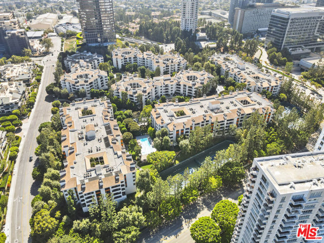 2102 Century Park Lane, Los Angeles CA: https://media.crmls.org/mediaz/1b8b81c6-8a02-4bf0-9cd8-eb782119d2ae.jpg