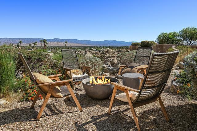 600 S La Mirada Road, Palm Springs CA: https://media.crmls.org/mediaz/1b8c4a72-200c-4e99-b884-b4b8220c7772.jpg