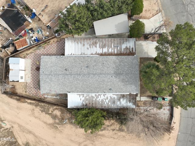 354 Morning Glory Drive, California City CA: https://media.crmls.org/mediaz/1b8d16ff-a50d-4895-868f-26b2ab84e4c0.jpg