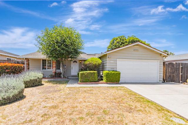 1687 Mendenhall Drive, San Jose CA: https://media.crmls.org/mediaz/1b8dad58-f546-4b72-8ed0-bf506dbfaa67.jpg