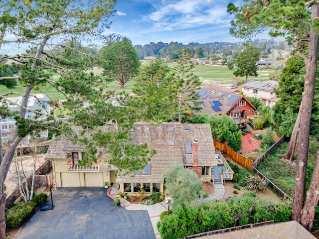 135 Seabreeze Place, Aptos CA: https://media.crmls.org/mediaz/1b8dcaf4-2dab-4b0d-9dbc-aa6827e7173f.jpg