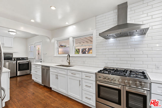 1283 South WINDSOR photo 17