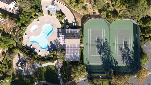 3127 La Casa Court, Thousand Oaks CA: https://media.crmls.org/mediaz/1b8e7234-1890-42eb-be93-04c98dc62efd.jpg