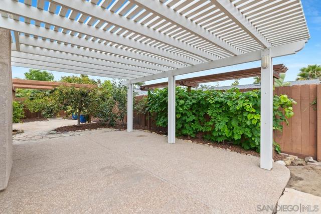 4141 Mount Bigelow Way, San Diego CA: https://media.crmls.org/mediaz/1b8f259c-fe22-4ab5-a935-82c17573617d.jpg