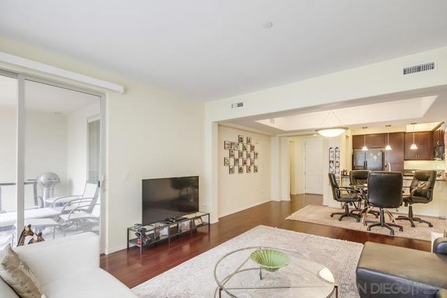 8211 Station Village Lane, San Diego CA: https://media.crmls.org/mediaz/1b8fefdd-ca7b-4135-85f5-040cc002e186.jpg