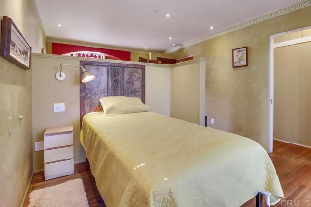 Detail Gallery Image 60 of 73 For 3014 Xenophon St, Point Loma,  CA 92106 - 5 Beds | 3 Baths