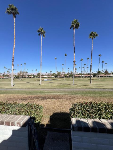 75 Calle Encinitas, Rancho Mirage CA: https://media.crmls.org/mediaz/1b904a19-4e59-41d8-8bba-7739ff3e2227.jpg