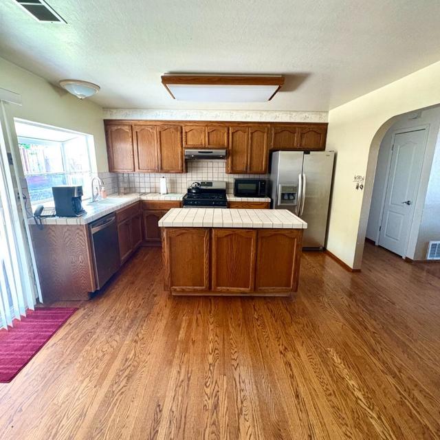 3326 San Rivas Drive, San Jose CA: https://media.crmls.org/mediaz/1b904fda-255f-4b74-8e7a-76ede00e8ac8.jpg