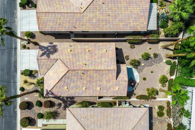 39859 Corte Velado, Indio CA: https://media.crmls.org/mediaz/1b90a65e-6cc1-4fe4-92bb-dd23b90b6bde.jpg