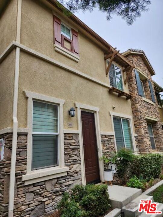 30505 Canyon Hills Road 2001, Lake Elsinore, CA 92532
