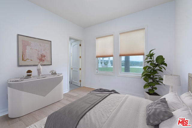 3791 WINFORD Drive, Tarzana CA: https://media.crmls.org/mediaz/1b915e9f-921c-418f-92f0-44d5130fe1ad.jpg