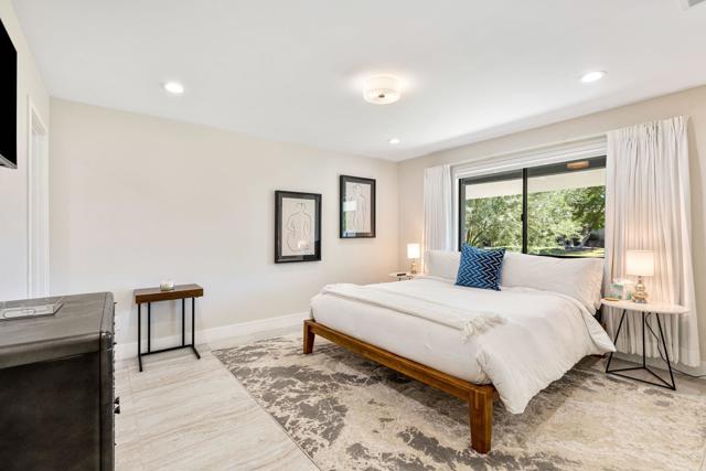 45655 Apache Road Share B Road, Indian Wells CA: https://media.crmls.org/mediaz/1b918815-4db7-46ec-8b73-82787e04df26.jpg
