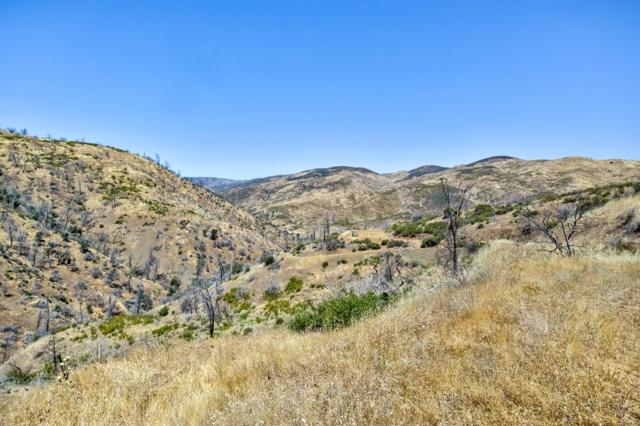 14600 Del Puerto Canyon Road, Newman CA: https://media.crmls.org/mediaz/1b91910d-aafa-482f-a88d-c0206d973985.jpg