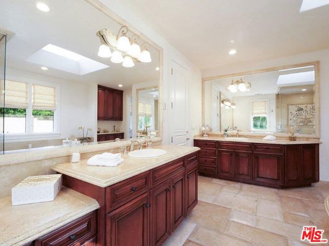 1502 Paseo La Cresta, Palos Verdes Estates, California 90274, 6 Bedrooms Bedrooms, 0 ,5 BathroomsBathrooms,Residential,For Sale,Paseo La Cresta,0,26842283 1502 Paseo La Cresta, Palos Verdes Estates, California 90274, 6 Bedrooms Bedrooms, 0 ,5 BathroomsBathrooms,Residential,For Sale,Paseo La Cresta,0,26842283