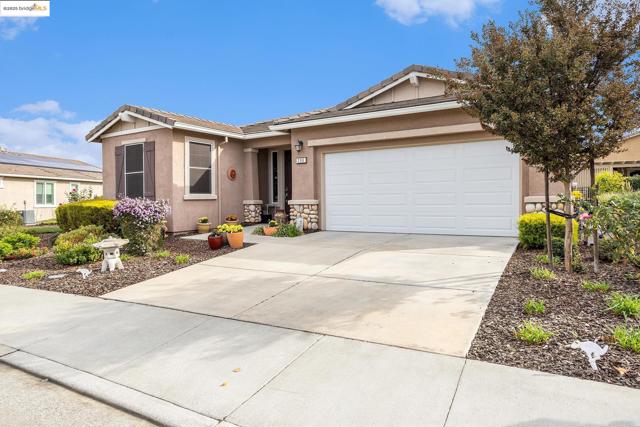 299 Marks Rd, Rio Vista CA: https://media.crmls.org/mediaz/1b932e1d-6d4e-41a4-ab04-c3e8a24c8110.jpg