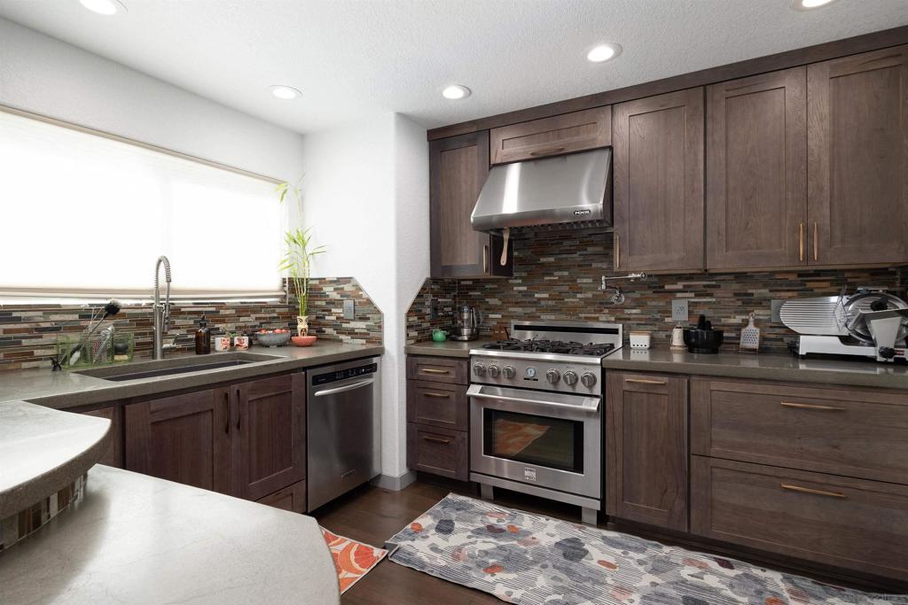 13947 Midland Rd. - photo 7