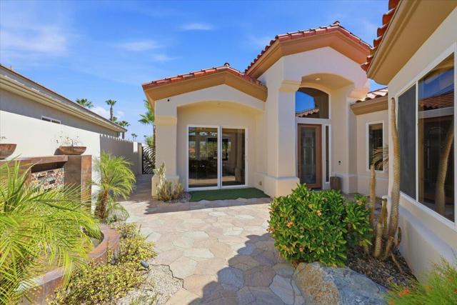 370 Gold Canyon Drive, Palm Desert, CA 92211