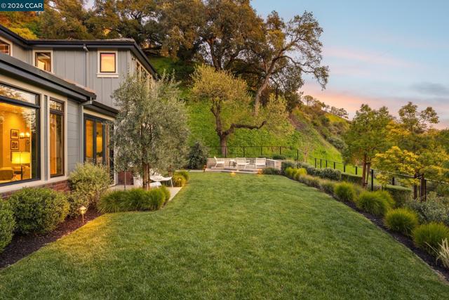 Image 43 of 59 For 401 Legacy Dr