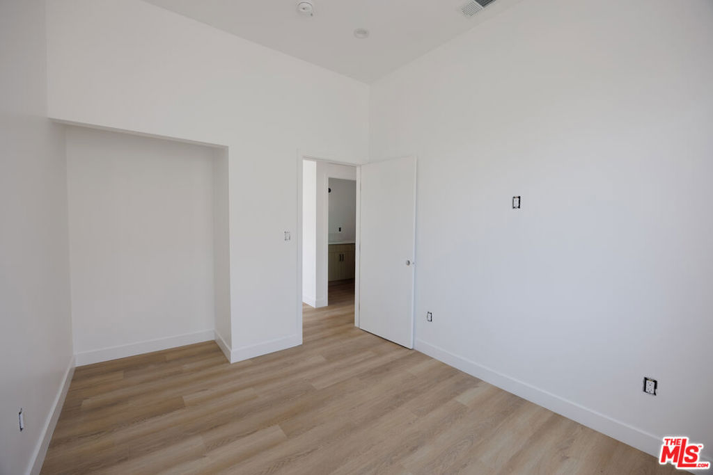 MLS #26856319 image #18