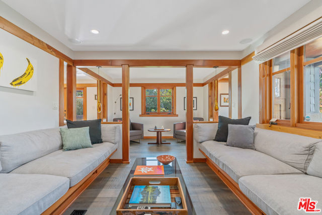 Image 14 of 50 For 706 Navy Street