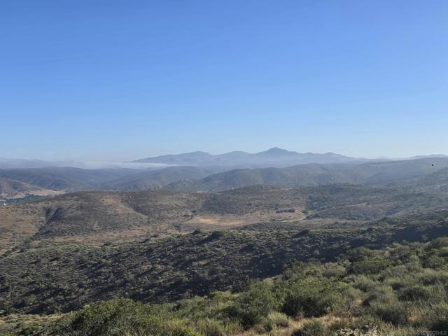 9684 LUTHERAN WAY, Santee CA: https://media.crmls.org/mediaz/1b9814d0-e807-4887-8448-6fe3a25230df.jpg