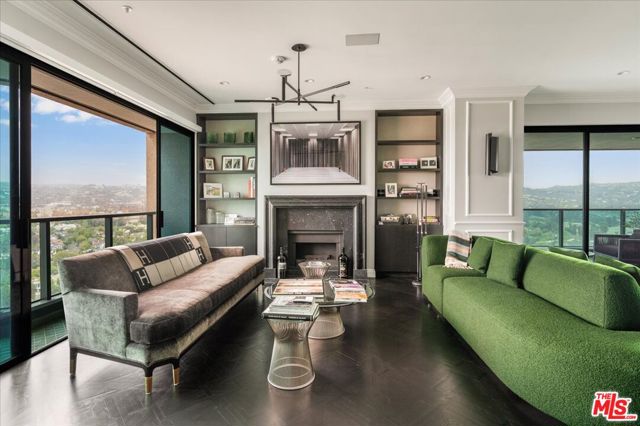 10490 Wilshire Boulevard, Los Angeles CA: https://media.crmls.org/mediaz/1b981aba-db78-4d8b-84b8-53f7bd27f455.jpg