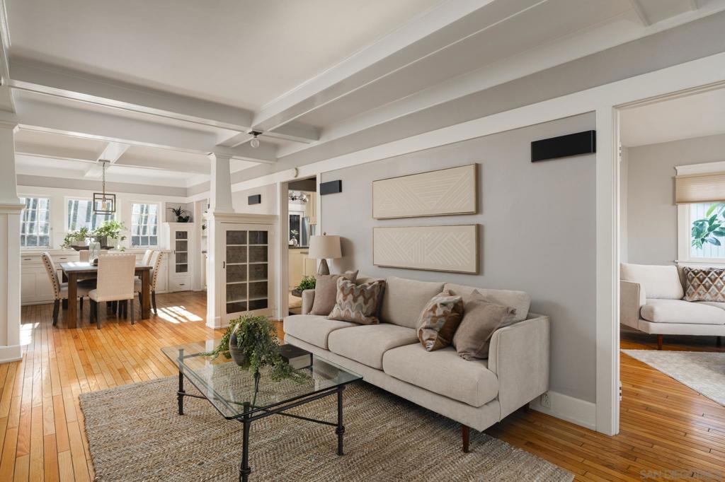 1421 Edgemont St. - photo 2