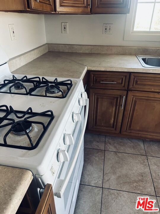 1422 West 104th Street photo 21