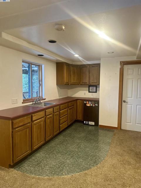 13273 Sierra Dr W, Truckee CA: https://media.crmls.org/mediaz/1b99cfcf-4ec3-4559-979f-ec7d43c1a8b0.jpg