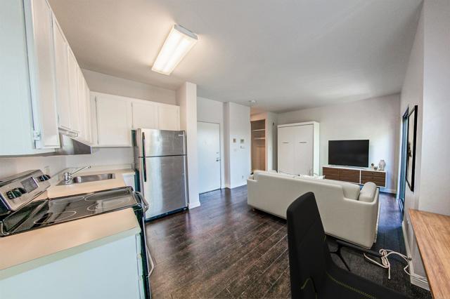 Detail Gallery Image 2 of 10 For 3760 Florida, San Diego,  CA 92104 - – Beds | – Baths