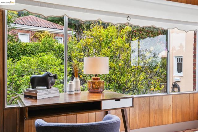 80 Oak Ridge Rd, Berkeley CA: https://media.crmls.org/mediaz/1b9bb1c7-a5eb-475d-8cd8-a4df216528be.jpg