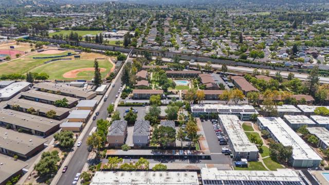 1591 Delante Terrace, San Jose CA: https://media.crmls.org/mediaz/1b9bbe05-a0e0-41d6-9eaf-1f8b19505fd0.jpg