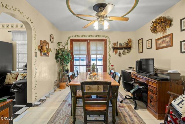 247 Douglas Avenue, Oxnard CA: https://media.crmls.org/mediaz/1b9c293e-f257-436b-8900-f4304d0cfd0e.jpg