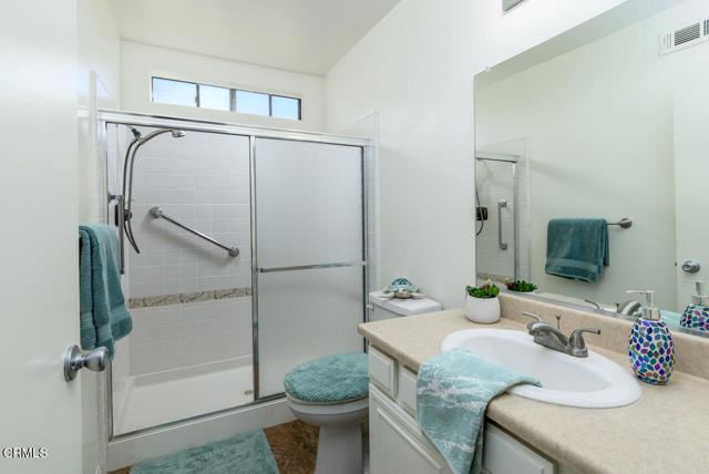 Detail Gallery Image 6 of 38 For 33208 Village 33, Camarillo,  CA 93012 - 2 Beds | 2 Baths