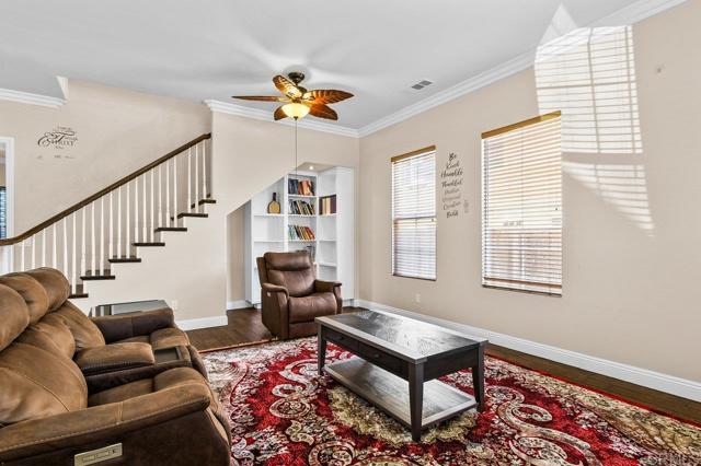 Detail Gallery Image 9 of 38 For 418 Corte Calypso, Chula Vista,  CA 91914 - 4 Beds | 2/1 Baths