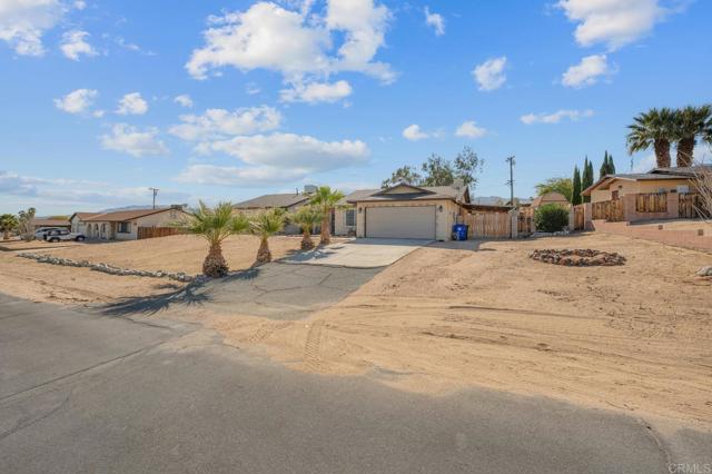 Detail Gallery Image 40 of 46 For 73853 Playa Vista Dr, Twentynine Palms,  CA 92277 - 3 Beds | 2 Baths