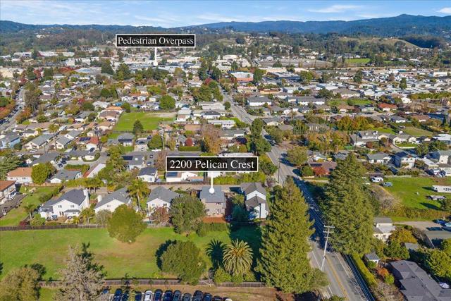 2200 Pelican, Santa Cruz CA: https://media.crmls.org/mediaz/1b9f35cf-f606-42c7-824a-8b7d424d1305.jpg