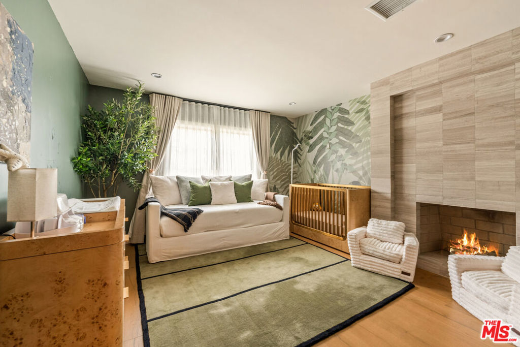 MLS #26669419 image #18