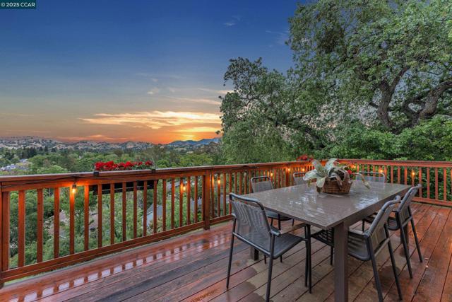 628 Sugarloaf Ct, Walnut Creek CA: https://media.crmls.org/mediaz/1ba12dc2-2f4a-4d2e-928b-b0532b82a866.jpg
