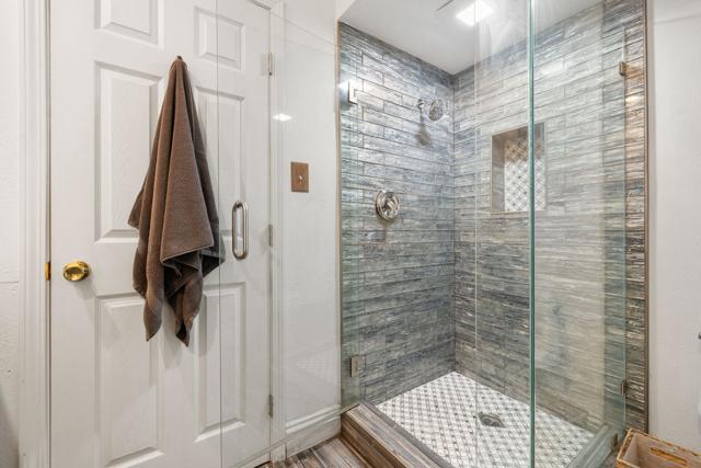 3774 Maywood Court, San Bernardino CA: https://media.crmls.org/mediaz/1ba30bcc-cfa7-49bc-8222-ec0d4e487064.jpg