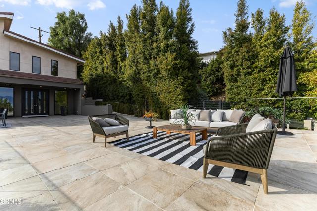 Detail Gallery Image 34 of 69 For 12480 Viewcrest Rd, Los Angeles,  CA 91604 - 5 Beds | 7 Baths