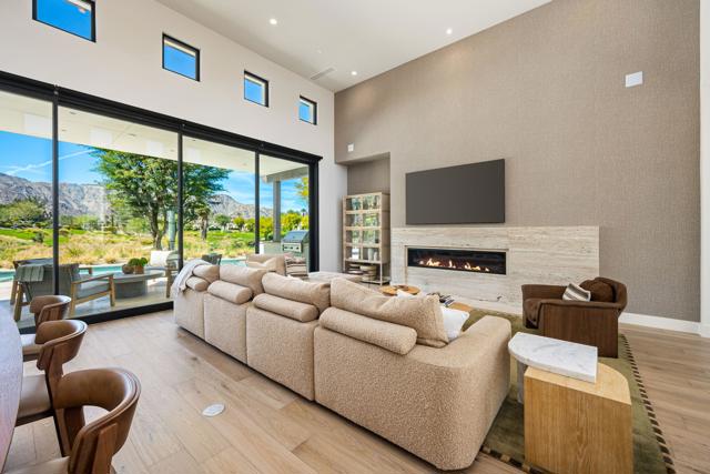 Image 15 of 63 For 78751 Deacon Drive