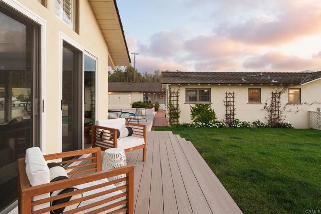 5306 Linea Del Cielo, Rancho Santa Fe CA: https://media.crmls.org/mediaz/1ba3f6d7-9364-4daa-a935-f081cdec9ac2.jpg