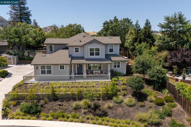 5540 Southbrook Drive, Clayton CA: https://media.crmls.org/mediaz/1ba4a558-644c-4fd8-9b17-fd7c1dfd96ff.jpg